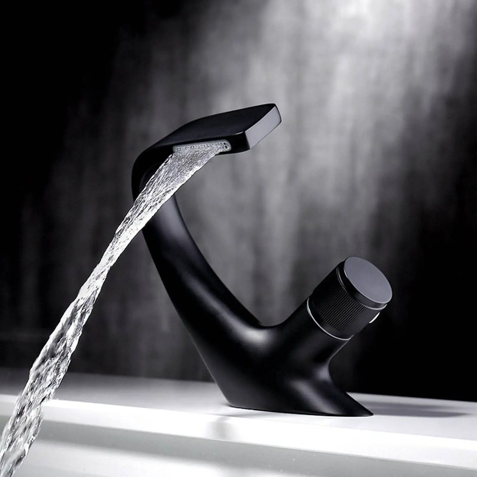 

Waterfall Spout Tap Bathtub Filler Faucet Knob Control Basin Mixer Tap Widespread Chrome Finish Copper Tap for Home, Hotel
