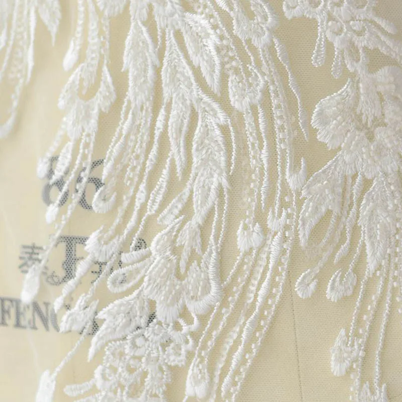 

Lace Embroidery Fabric For Wedding Dresses Off White Quality 2021 Sold By Piece Sequined Beading Women Clothing Decoration G622