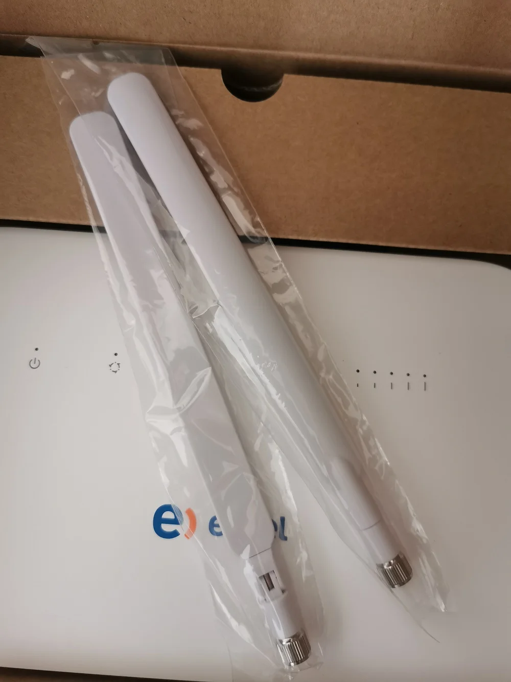 Разблокированный роутер Huawei B612 маршрутизатор 4G LTE Cat6 300 Мбит/с CPE pk с поддержкой Wi Fi
