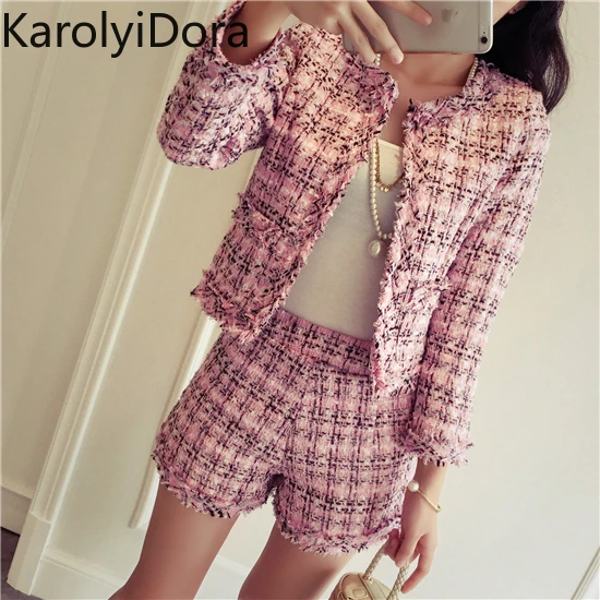 

Women's suit 2020 Spring Tweed 2 Piece Set Women Slim Plaid Short Set Fashion Fringed Trim Jacket Coat + Tassels Short Suit