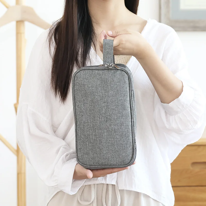 Travel Toiletry Storage Bag Dry Wet Separation Organizer with 3 Zipper Compartments Pockets Makeup Cosmetics Bags |
