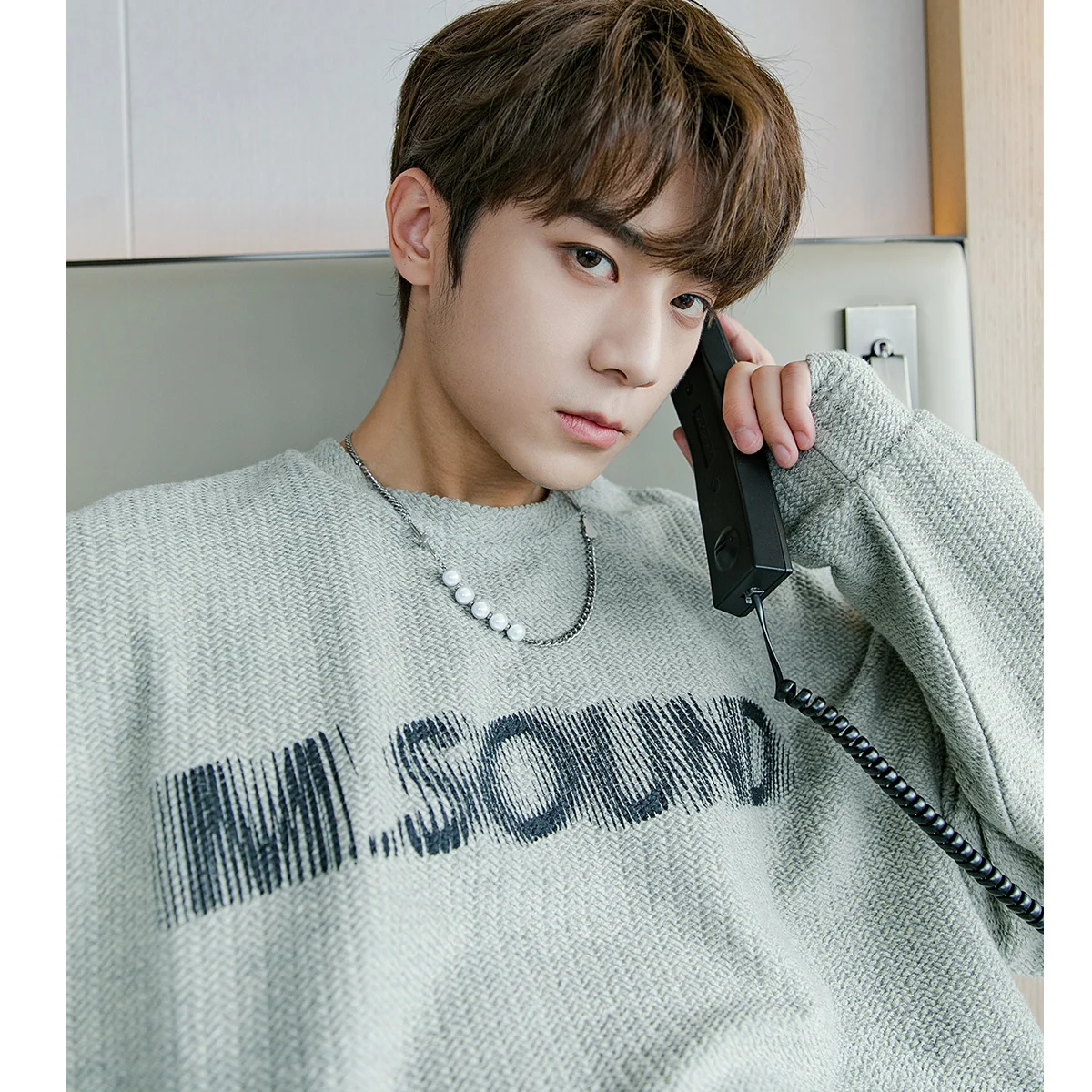 

Men's Fuzzy Letters Autumn and Winter Hoodless Sweater Sweater Boys Loose Casual Long-sleeved Jacket Trend Mens Winter Tops XL