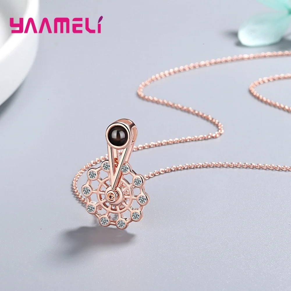 Двухцветное ожерелье с кулоном из фианита на колесе обозрения - купить по