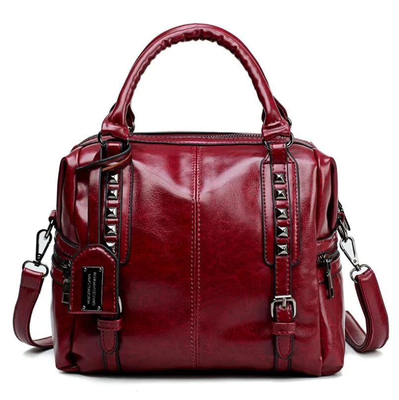 

New fashion retro oil wax leather womens bags personality rivet handbag One-shoulder portable messenger bags Bolsos