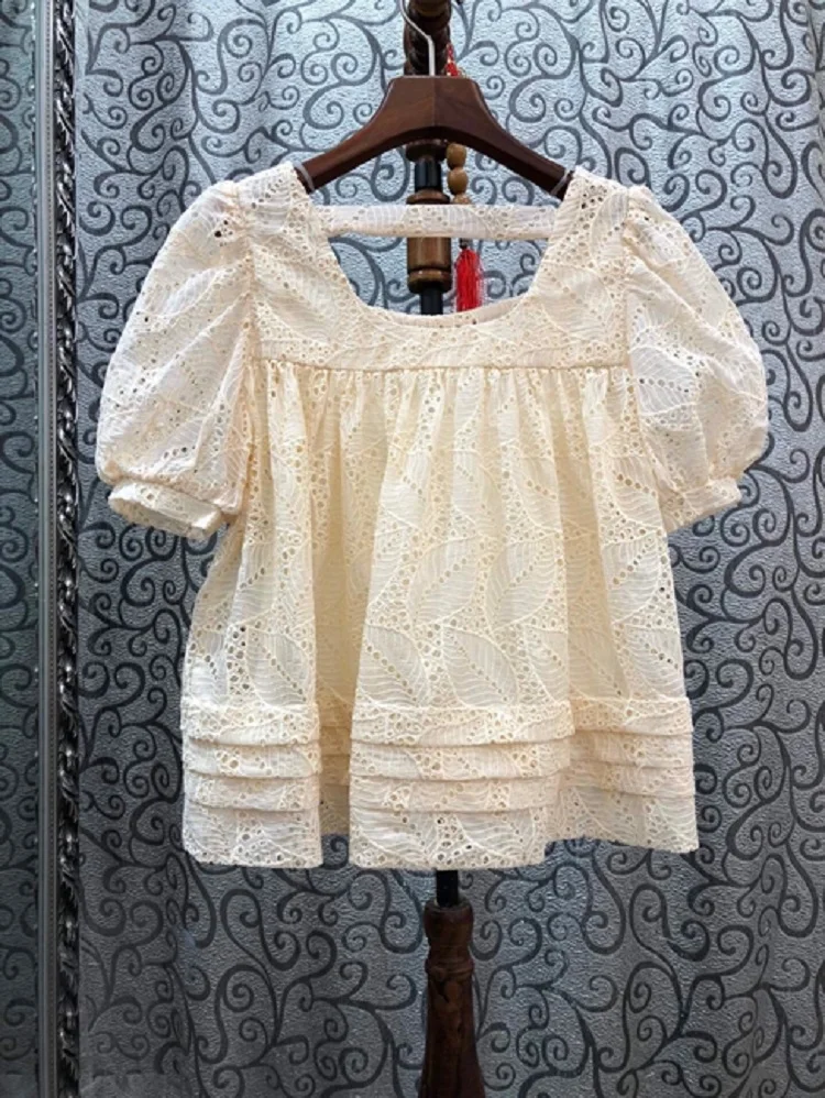 

Quality Designer Blouses 2020 Summer Tops Women Sexy Square Collar Hollow Out Leaves Embroidery Short Sleeve Silk Cotton Top