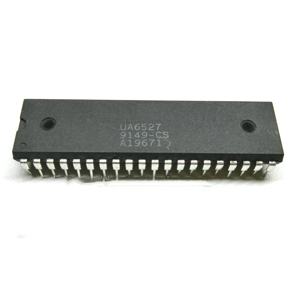 

1PCS UA6527P UA6538 DIP-40 IC Game chip Video chip