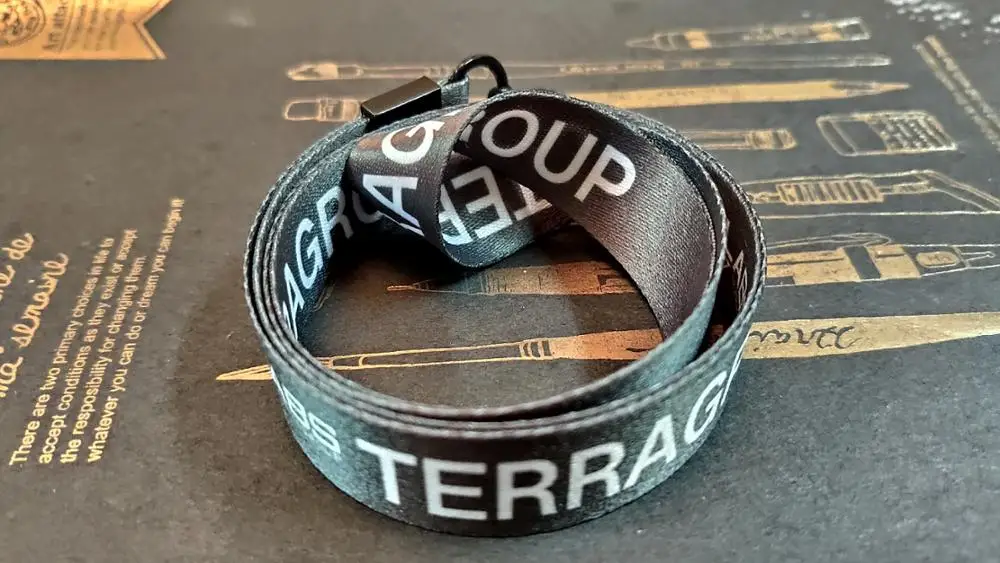 Побег из Tarkov TerraGroup Labs Косплэй ремень серый мобильный телефон с металлической
