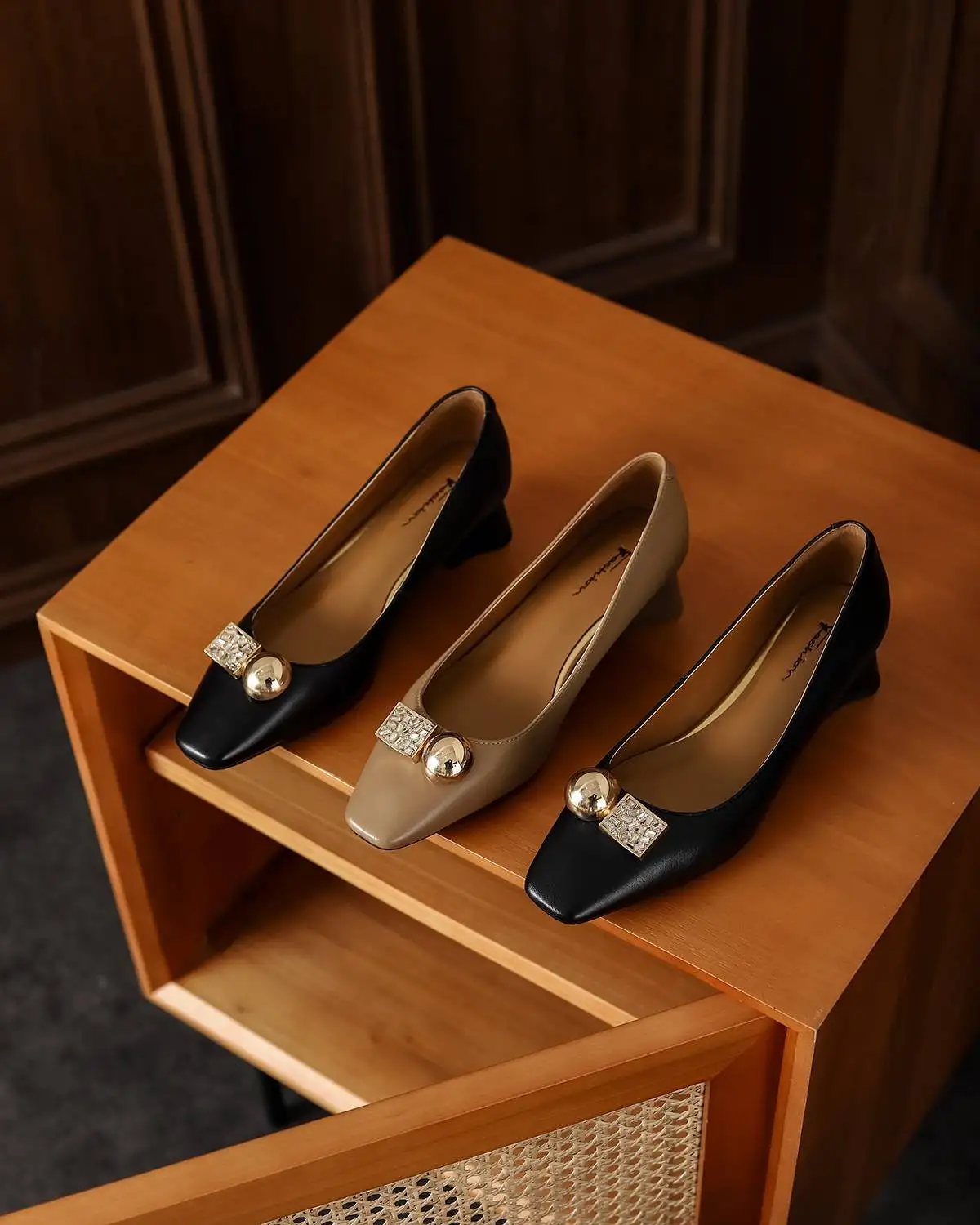 

Lenkisen newest style full grain leather metal decorations square toe thick med heel slip on beauty girls noble women pumps L12