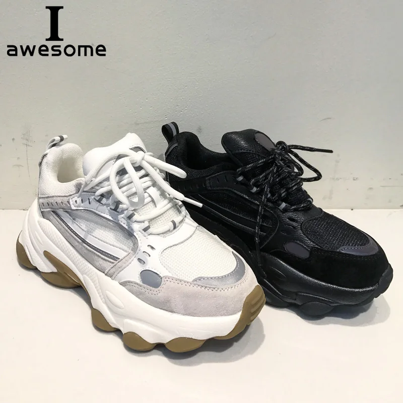 Женские массивные кроссовки из натуральной кожи на плоской платформе шнуровке