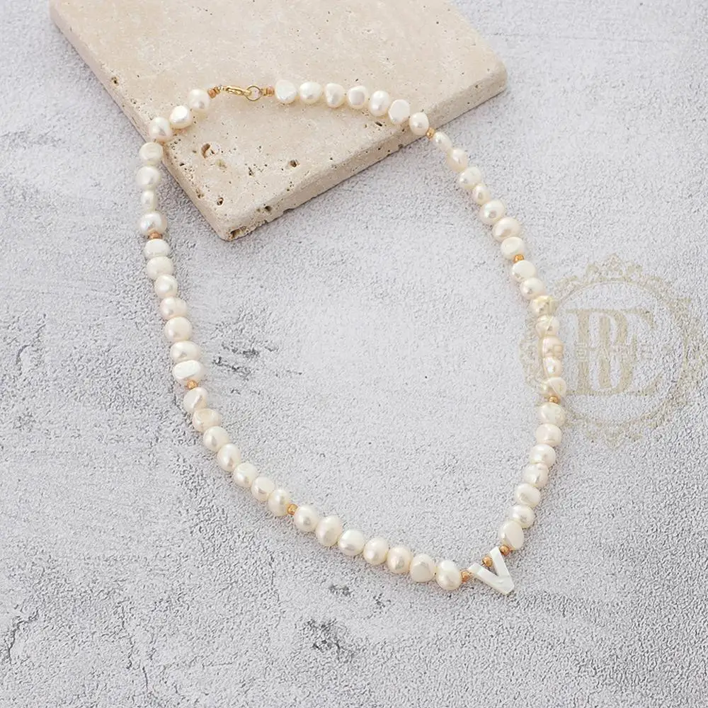 

One Fashion Jewelry Fresh Water Pearl and Shell Letter Necklace - 415mm (AE190)