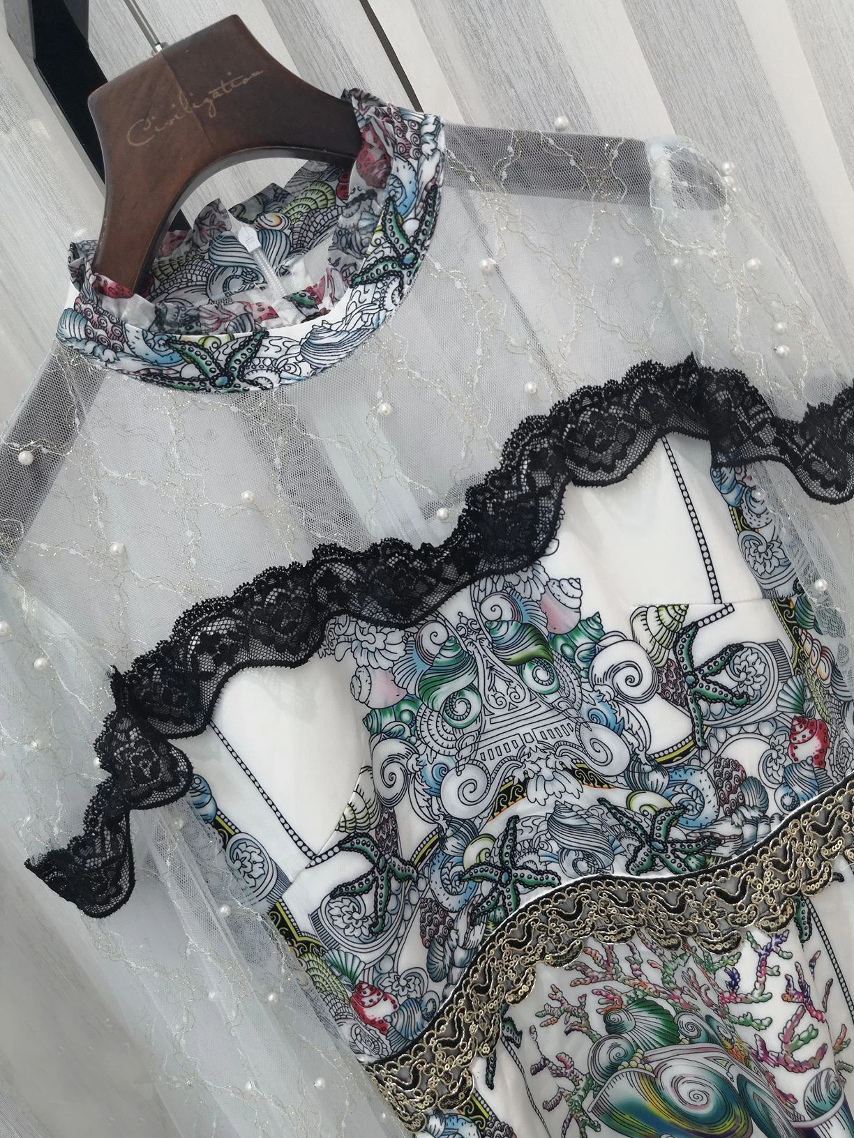 

Runway Totem Print Wedding Party Dress Lady Long Sleeve Perspective Lace Patchwork Print Beading Mujer Festa Vestido