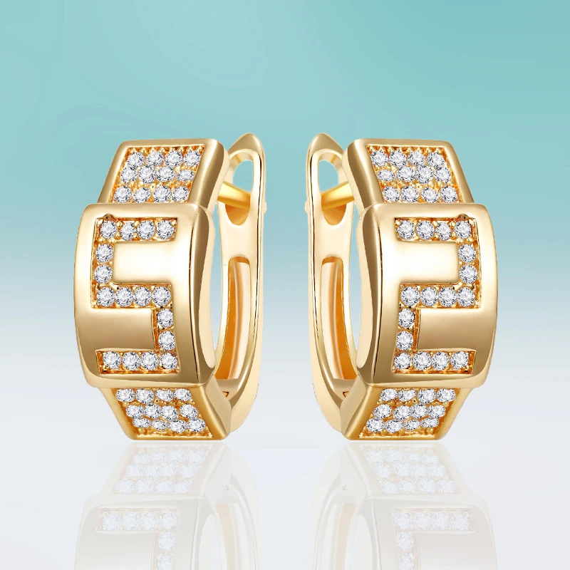 Классические простые серьги гвоздики квадратные медные циркониевые с цирконием