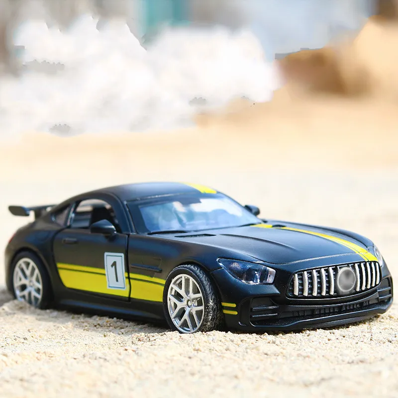 Модель гоночного автомобиля из сплава в масштабе 1:32 игрушка для Mercedes Benzs AMG GTR