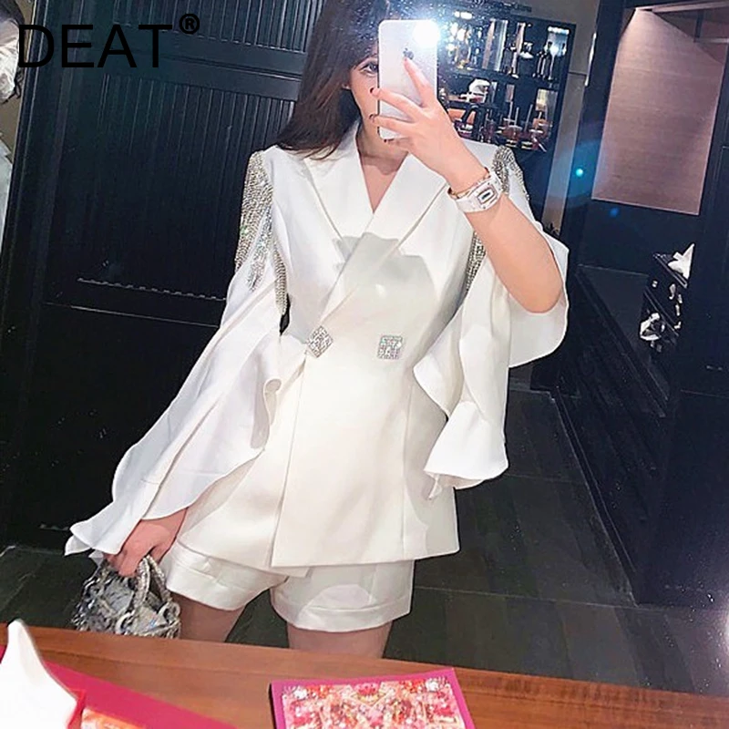 

DEAT 2021 New Autumn Winter Fashion Casual White Tassel Drill Button Blazer Jacket Women's Short Loose Suit SK644