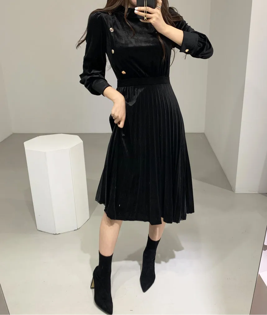 

Korean Vintage Velvet Buttons Dress Women Long Sleeve Stand Collar Pleated Dresses Elegant Basic Ladies Party Vestido Femme 2020