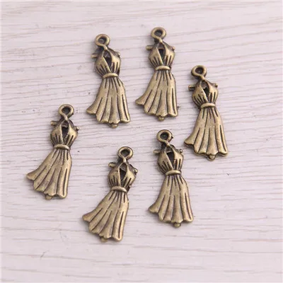 Antique Bronze Сладкий колокол 30 шт. 4 стиля продукт два цвета дамское пальто Дамское Платье подвески ювелирные изделия из металла маркировка - Окраска металла: Antique Bronze