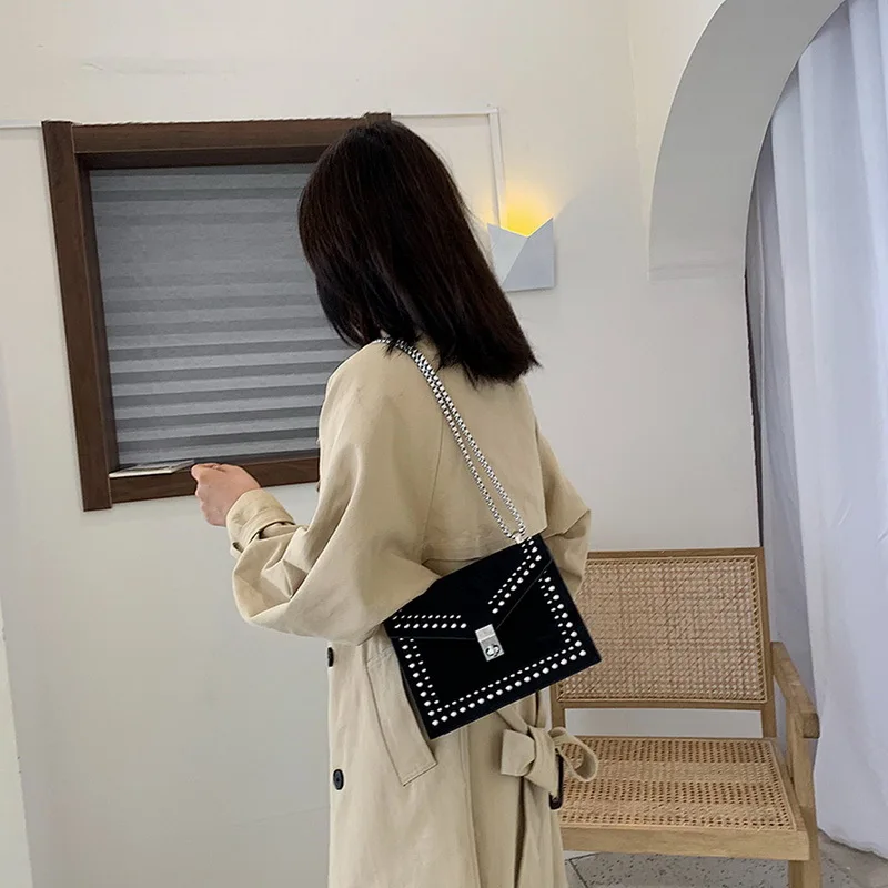 Осенние винтажные кожаные сумки для женщин модные через плечо с цепочкой и