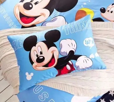 Наволочка Disney из 100% хлопка 1 шт. мультяшный красный Микки и Минни домашний