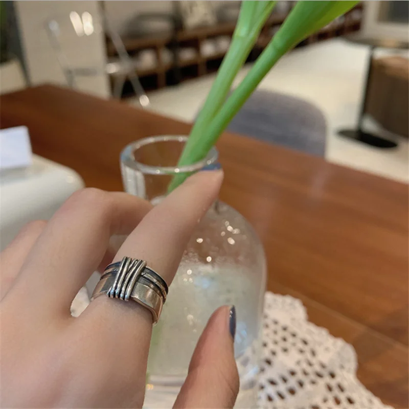 

Woven and knotted ring female index finger retro niche design men's women's holiday gift party jewelry wholesale