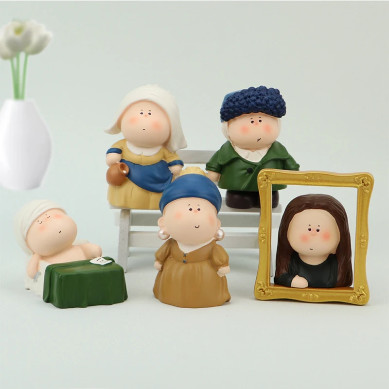 

Half Moon Artist Blind Box Random Surprise Cartoon Model Doll Resin Car Decoration Home Furnishings Give Children Birthday Gifts