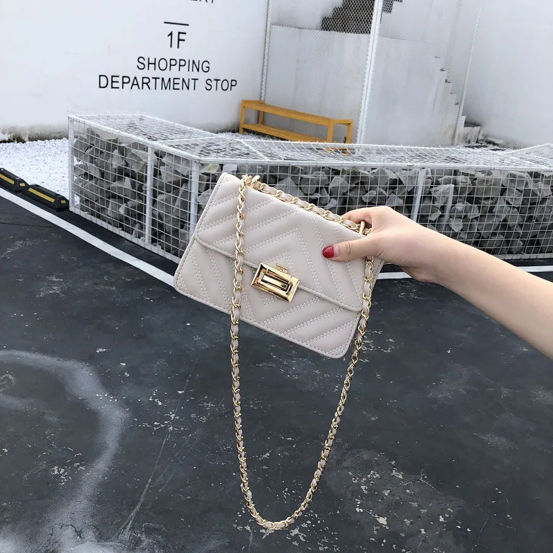 

Small Embroidered Fragrance Woman Mini Crossbody Vintage Chain Bag Korean Version Simple Fairy Shoulder Bag Versatile