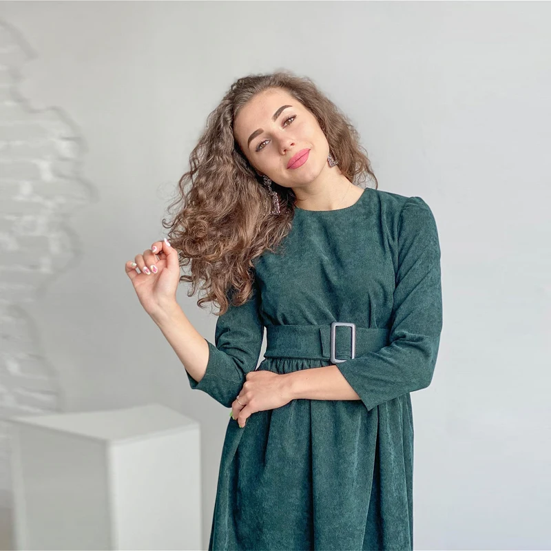 

High Waist Casual o-Neck Three Quarter Sleeves Knee-Length Corduroy Dresses Woman Basic Solid Belt A-Line Dress 2020 New Chic