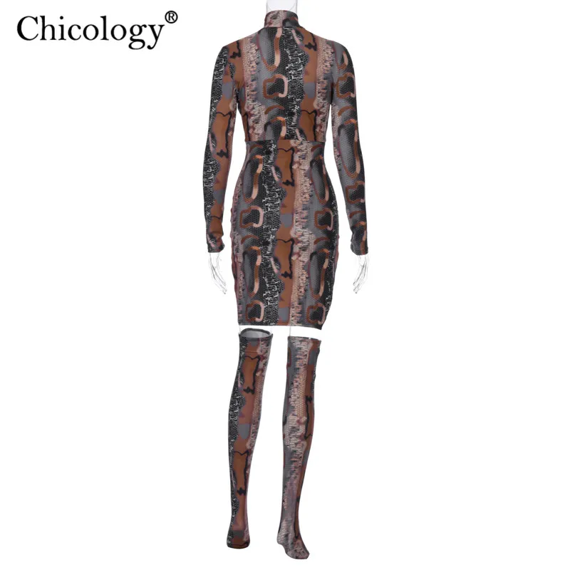 Chicology чулок Змеиный принтом принт выдолбить мини-платье женское длинным рукавом