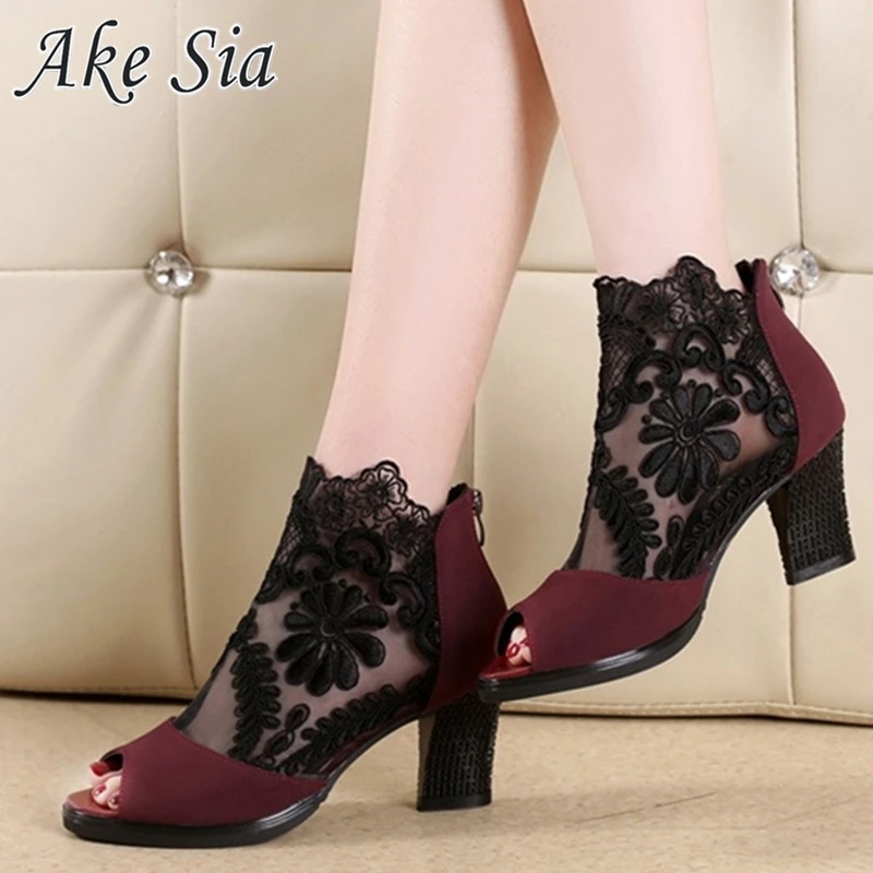 Летние сетчатые сандалии с открытым носком привлекательные Туфли на каблуке Женская обувь в Европе и