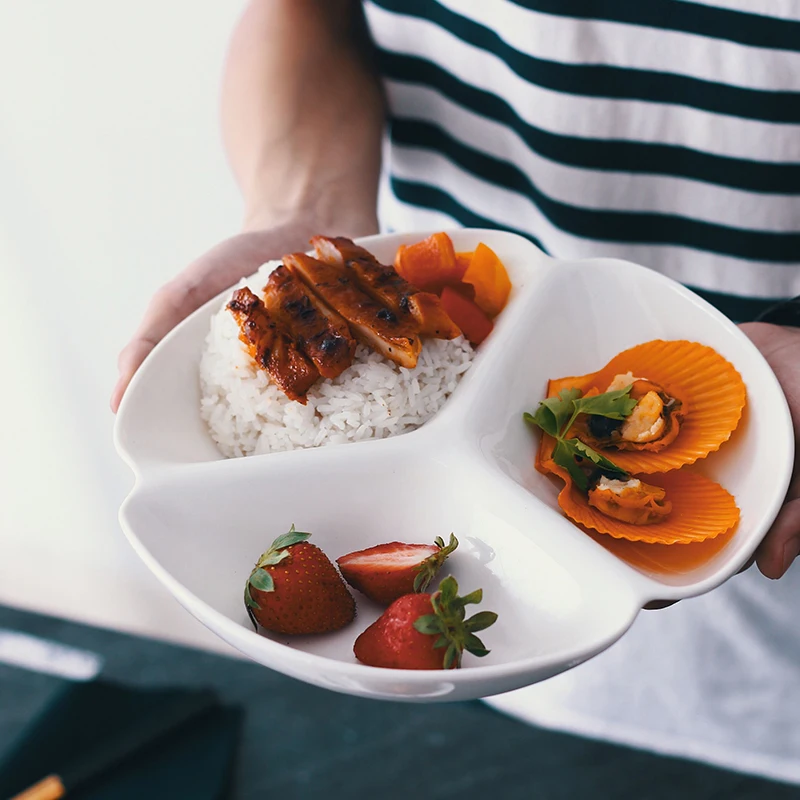 Бытовая керамическая тарелка с тремя ячейками японская посуда креативная