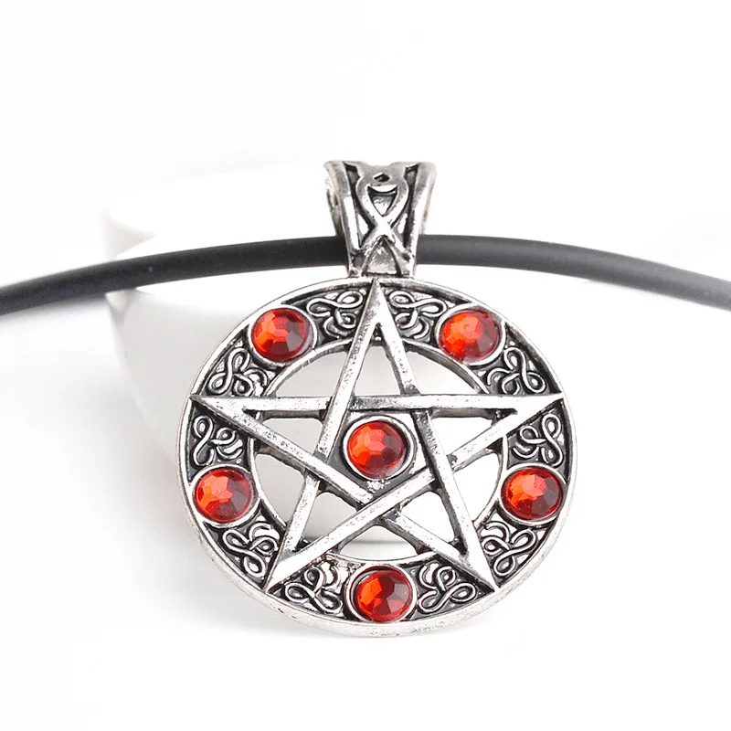 

Fashion Red Crystal Star Necklaces Pendants Rhinestoned Necklace Pentagram Pendant Choker Necklace Trendy Jewelry