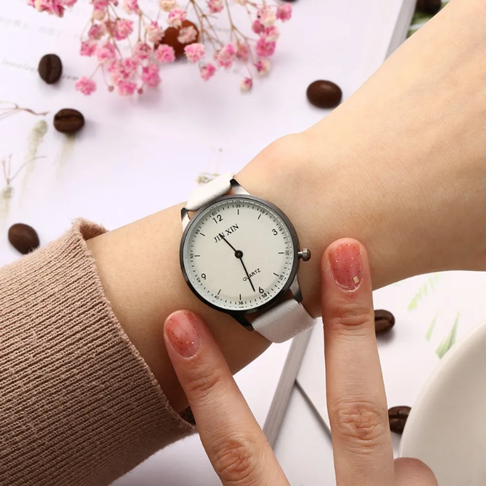 

Women Fashion Casual Alloy Case Watch Drop shipping