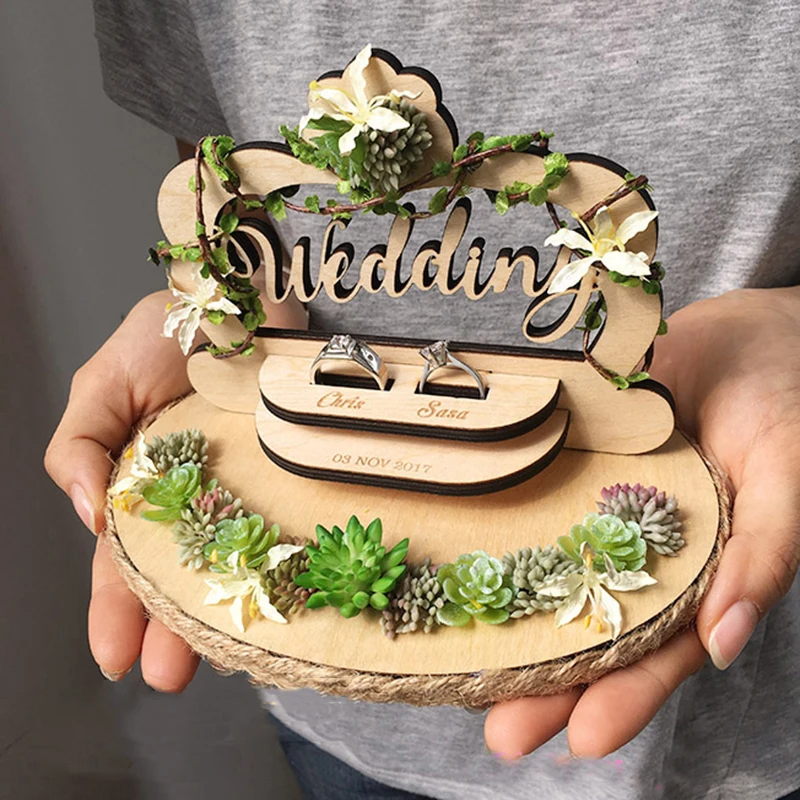 

Free shipping pro 1pcs custom Kiss engagement marriage proposal wedding day decoration Photo prop Manual ring pillow