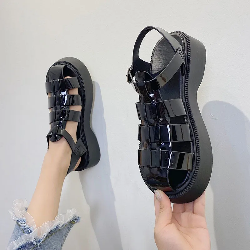 

Buckle Strap Female Sandal 2021 Summer Sale Of Women's Shoes Clogs With Heel Med All-Match Muffins shoe Girls New Thick Wedge Me
