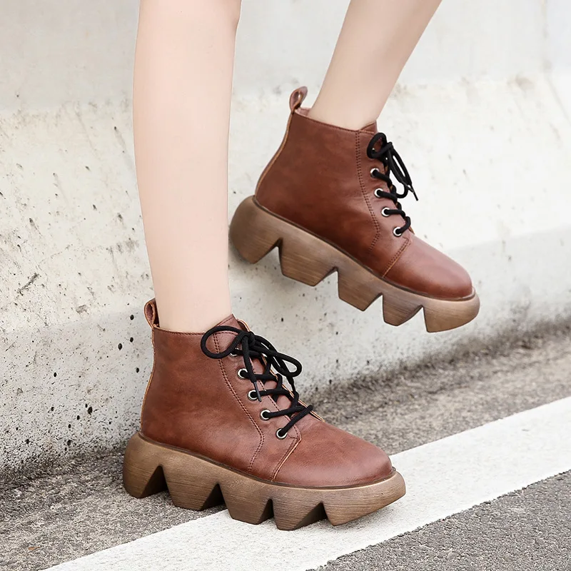 

Autumn Winter Casual Flat Ankle Boots Female Short Boots Large Size Women's Casual Platform Leather Shoes Platform Martin Boots