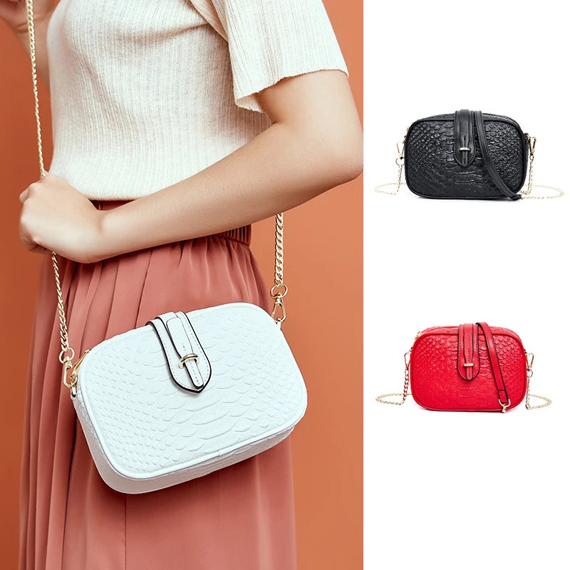 Сумка на плечо женская с крокодиловой цепочкой маленькая квадратная сумочка