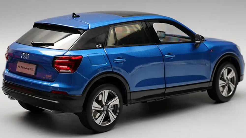 1/18 масштаб Audi Q2L 2019 синяя литая модель автомобиля коллекция игрушек подарок перо