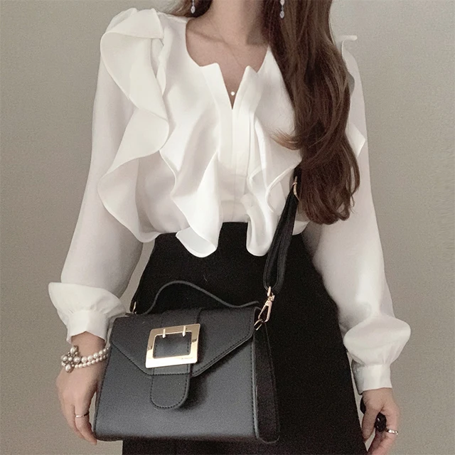 

Shirts & Blouses