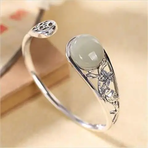 

Natural Gray Jade Magpie Bracelet S925 Sterling Silver Hetian Jade Stone Open Mouth Bracelet Ladies Hollow Pattern Silver Bracel