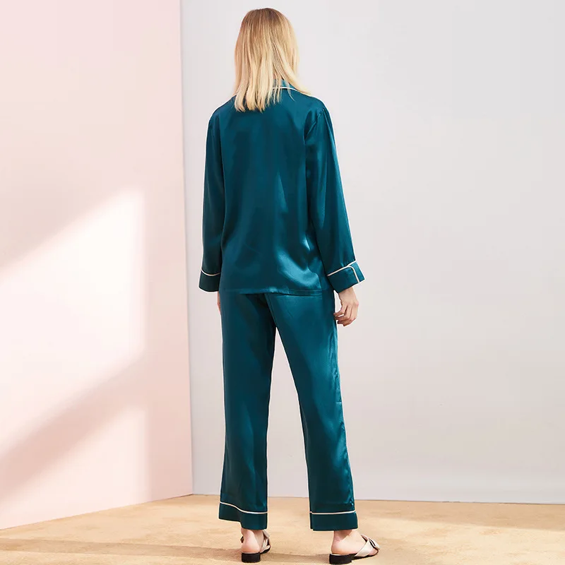 Maison Gabrielle Classic 2 Pieces Silk Pajamas Set Women's Lougewear 100% Pure Mulberry Silk Charmeuse Long Sleeve Sleepwear
