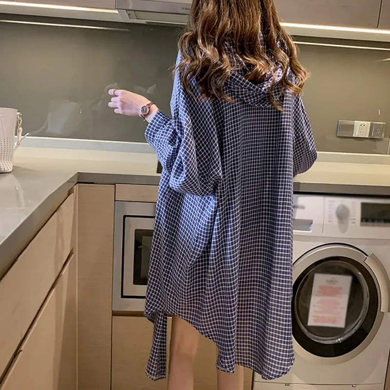 

Fashion Loose Simple Full Sleeve Long Shirts Women Plaid Vintage Long Blouses With Pockets Blouse