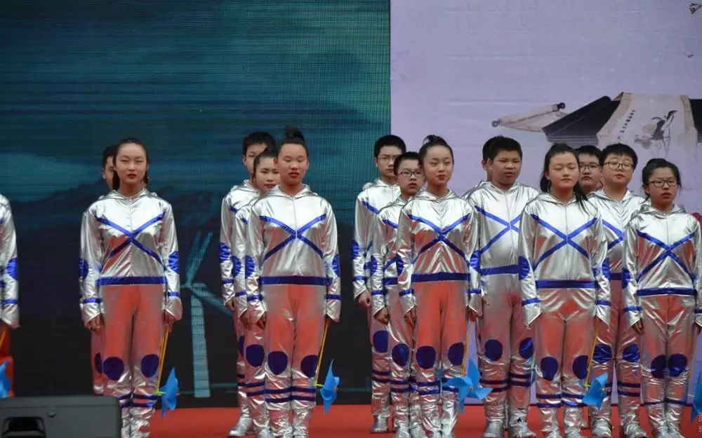 Детский костюм робота цвет белый серебристый космонавта для сцены Одежда танцев