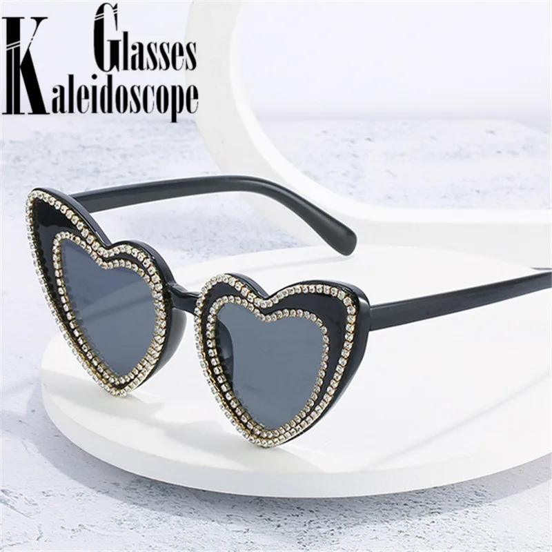 

Sexy Love Heart Sunglasses Women Fashion Vintage Diamond Sun Glasses 2022 Trendy Heart Shaped Gradient Eyewear Retro Style UV400