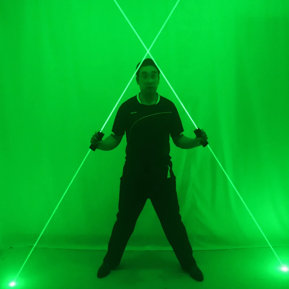 Скидка Лазерный меч с двумя направлениями, зеленый, красный, синий, для лазерного шоу, 532нм, 200 МВт, двуглавый, широколучевой лазер Скидка Лазерный меч с двумя направлениями, зеленый, красный, синий, для лазерного шоу, 532нм, 200 МВт, двуглавый, широколучевой лазер