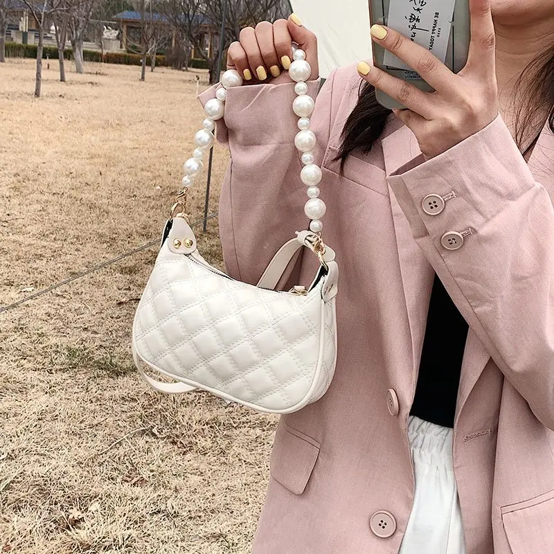 

Beaded Pearl Chain Mini PU Leather Handbags for Women 2021 Ladies Fashion Simple Shoulder Armpit Crossbody Bags Luxury Brand