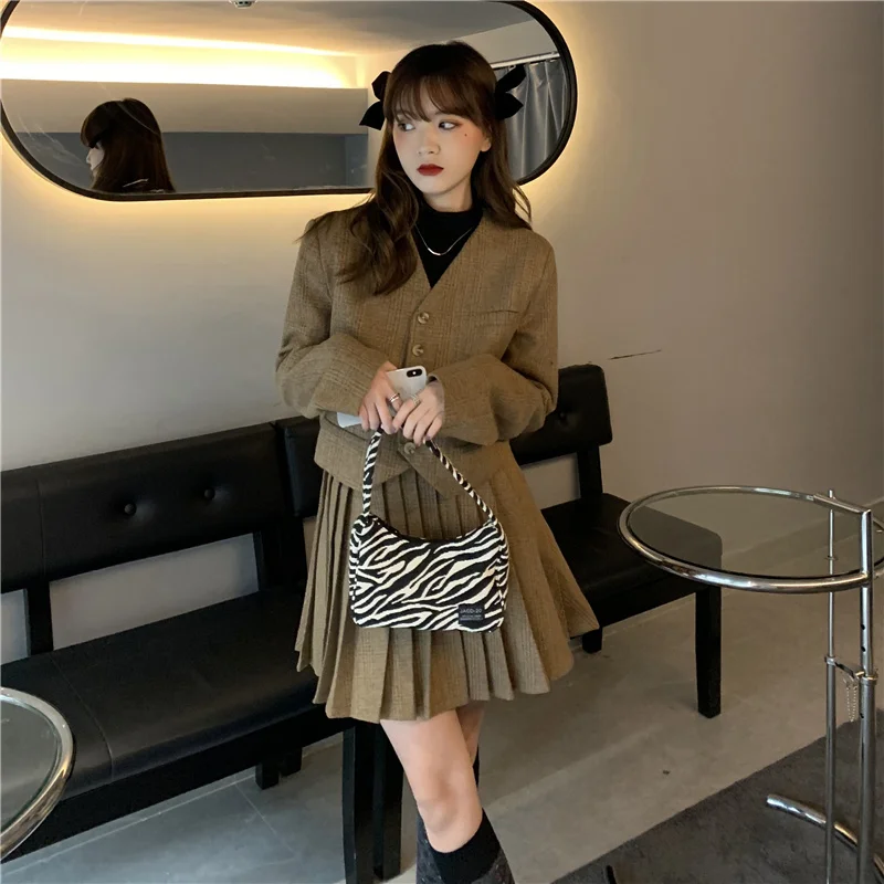 Женский костюм с юбкой Осенний корейский Костюм новинка 2021 облегающий модный