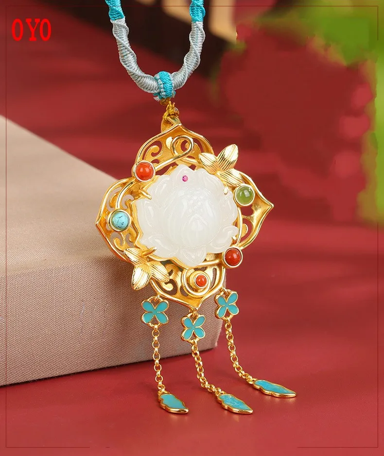 French thick gold craft s925 silver inlaid white jade flower pendant winter sweater chain vintage clan style Hetian jade pendant