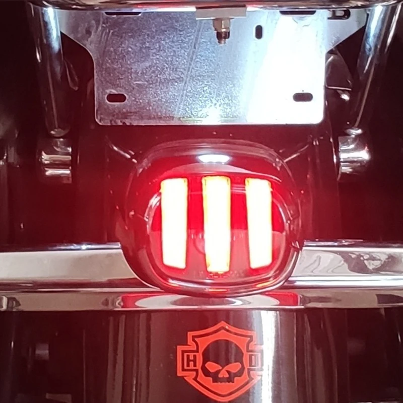 Мотоциклетный светодиодный задний фонарь с дымовыми линзами стоп-сигнал