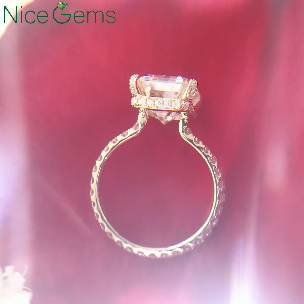 NiceGems Твердое 18K желтое золото в центре 10x8 мм 3.8ctw изумруд огранка Moissanite