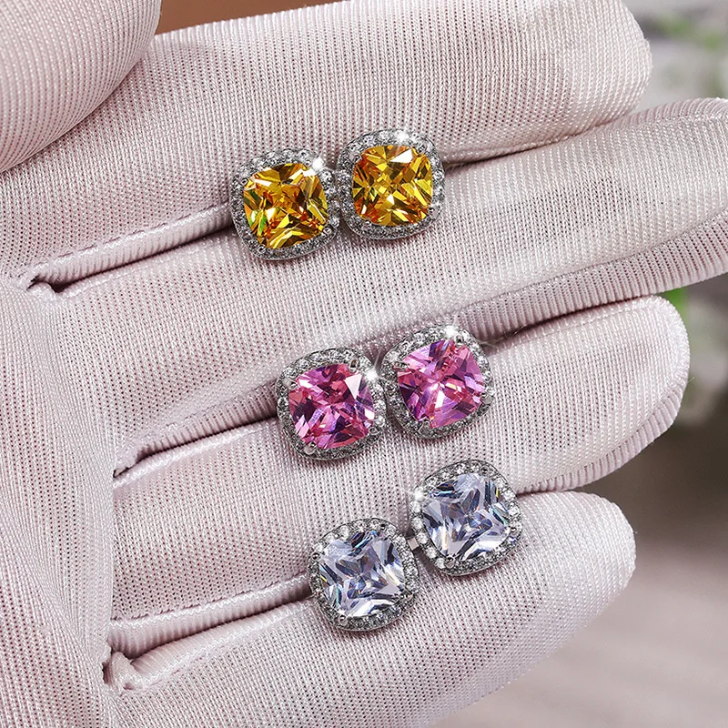 

Classic Fashion Princess Cut White Cubic Zirconia Stud Earrings for Women Banquet Party Ear Studs Wedding Jewelry Daughter Gift