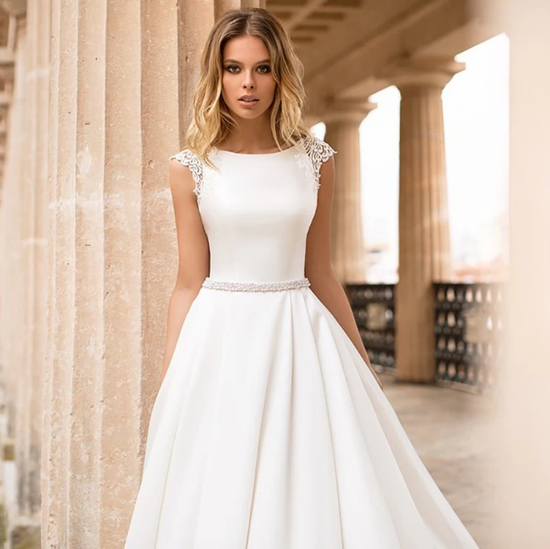 

Satin Wedding Dress Cap Sleeves Lace Applique Beach Bride Dress Sexy Boho Long Train Wedding Gown Hot Sale 2020 vestido de noiva
